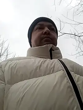 Snapshot of Luceriusbigass chatting on 12/18/25, 11:16 Luceriusbigass online show from 12/18/25, 11:16