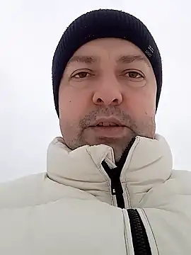 Snapshot of Luceriusbigass chatting on 01/08/26, 11:45 Luceriusbigass online show from 01/08/26, 11:45