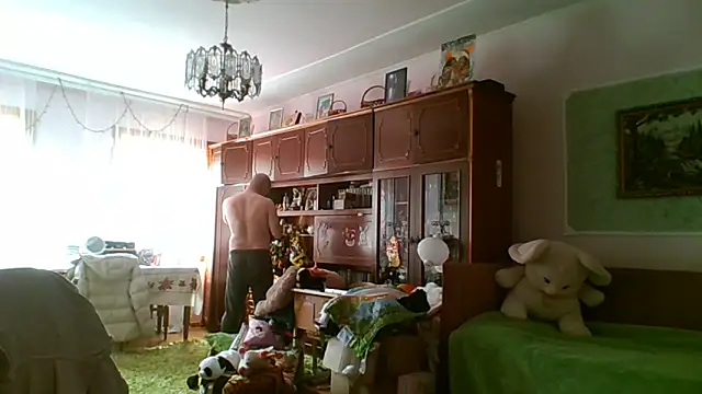 Snapshot of Luceriusbigass chatting on 02/14/26, 08:55 Luceriusbigass online show from 02/14/26, 08:55