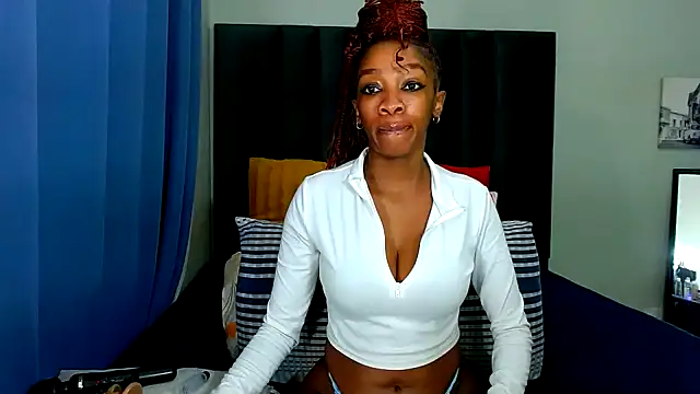 SexyMiaC online show from 07/07/26, 06:16