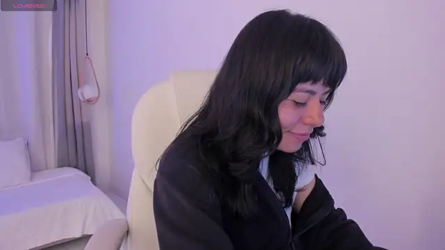 Snapshot of ghostmila chatting on 07/17/26, 01:12 ghostmila online show from 07/17/26, 01:12