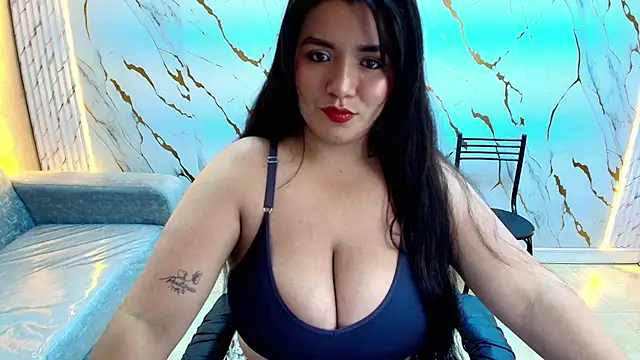 Snapshot of Sasha_tf chatting on 05/03/26, 12:33 Sasha tf online show from 05/03/26, 12:33