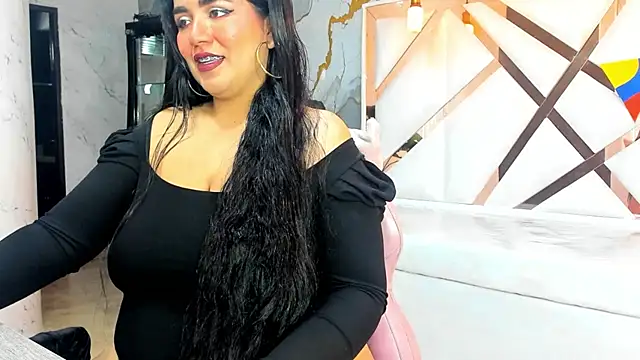 Snapshot of Sasha_tf chatting on 07/04/26, 08:37 Sasha tf online show from 07/04/26, 08:37