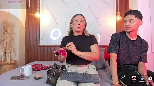 Eroticxcouple online show from 05/21/26, 05:42