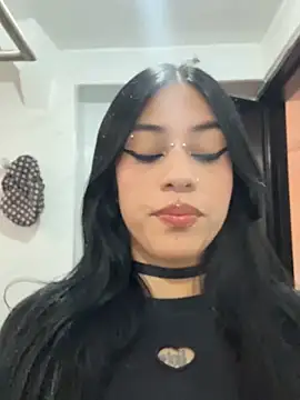 Snapshot of Kattze_ chatting on 04/29/26, 10:16 Kattze online show from 04/29/26, 10:16