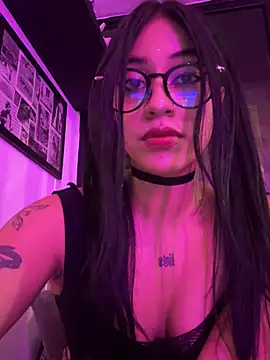 Snapshot of Kattze_ chatting on 05/27/26, 11:57 Kattze online show from 05/27/26, 11:57