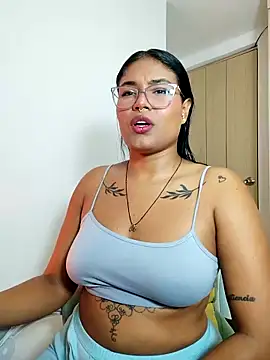 AGATTA0 online show from 04/26/26, 08:50