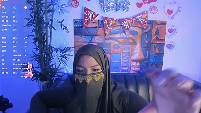 Snapshot of nayla_sahar chatting on 04/10/26, 11:48 nayla sahar online show from 04/10/26, 11:48