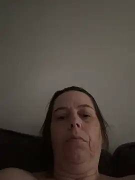 lily1982 online show from 05/30/26, 04:59