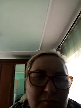 Snapshot of AureliaSky598 chatting on 05/16/26, 12:04 AureliaSky598 online show from 05/16/26, 12:04