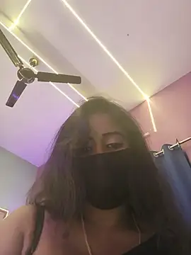 Snapshot of Arohi_baby chatting on 05/23/26, 01:04 Arohi baby online show from 05/23/26, 01:04
