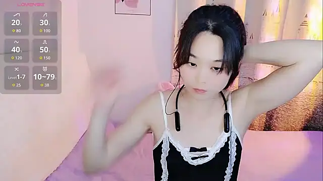 Snapshot of Sumo-36E chatting on 04/25/26, 01:41 Sumo-36E online show from 04/25/26, 01:41