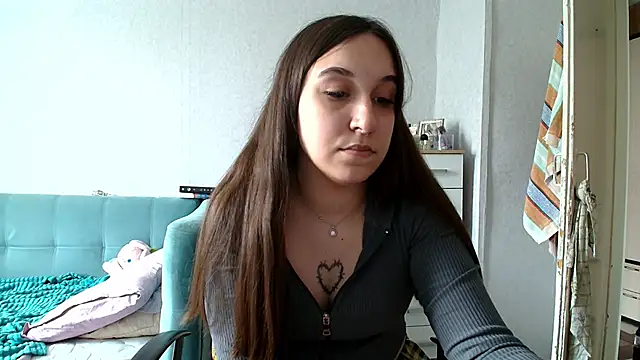 RiannaBrown online show from 05/27/26, 06:43