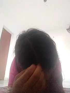 Shaniya03 online show from 05/04/26, 10:11
