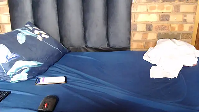 CaramelBaddie16 online show from 05/09/26, 02:11