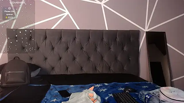 Violett1126 online show from 05/07/26, 03:45