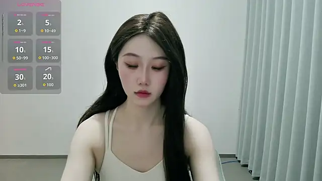 LUNYI-CC online show from 05/12/26, 12:02