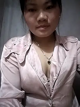 Snapshot of giahan1 chatting on 05/03/26, 01:50 giahan1 online show from 05/03/26, 01:50