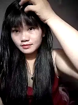 Snapshot of giahan1 chatting on 05/04/26, 02:02 giahan1 online show from 05/04/26, 02:02