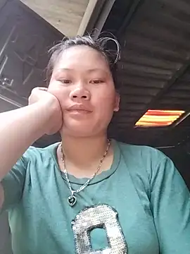 Snapshot of giahan1 chatting on 05/19/26, 11:44 giahan1 online show from 05/19/26, 11:44