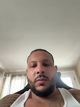 letsgetit30 online show from 04/13/26, 01:49