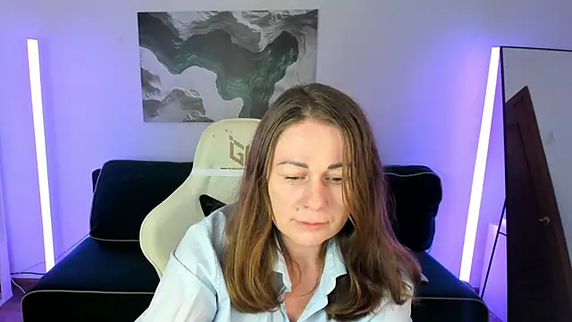 Snapshot of NinnaBrewer chatting on 04/21/26, 02:37 NinnaBrewer online show from 04/21/26, 02:37