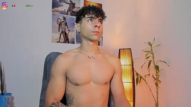 Snapshot of Alex_zt7 chatting on 05/01/26, 08:02 Alex zt7 online show from 05/01/26, 08:02