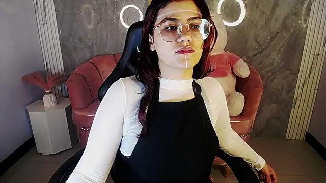 Scarlett jhonson ch online show from 05/14/26, 12:34