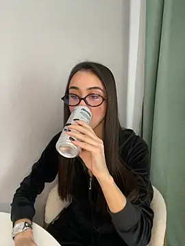 Snapshot of ItsAshly_ chatting on 04/16/26, 01:12 ItsAshly online show from 04/16/26, 01:12