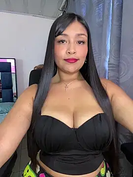 Snapshot of Simplemente_Aurora chatting on 05/09/26, 05:07 Simplemente Aurora online show from 05/09/26, 05:07