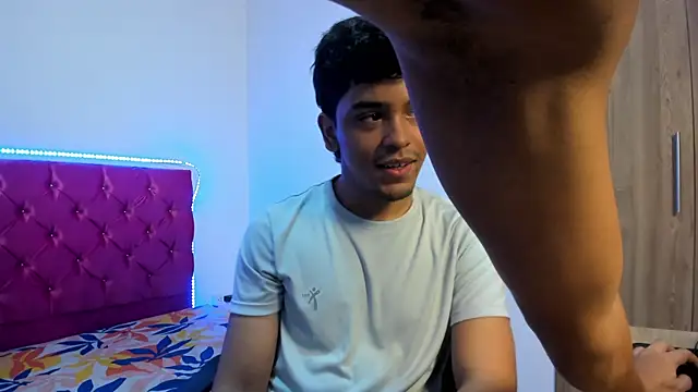 Snapshot of rynar_23 chatting on 04/09/26, 12:43 rynar 23 online show from 04/09/26, 12:43