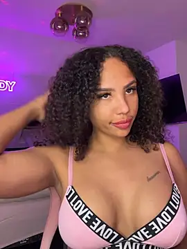 princessromyindy online show from 04/17/26, 08:56