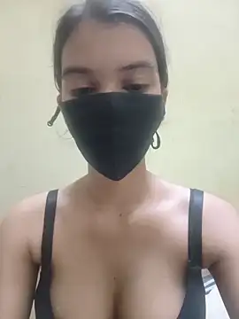 Shruti19 online show from 05/07/26, 06:57