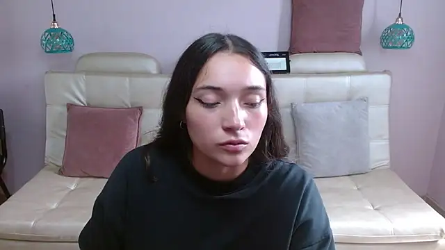 Marianne Cam online show from 05/04/26, 03:41