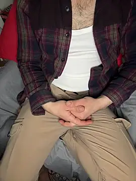 Snapshot of Nejat3407 chatting on 04/10/26, 01:00 Nejat3407 online show from 04/10/26, 01:00