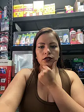 MIA ROSSEEE online show from 06/20/26, 07:27
