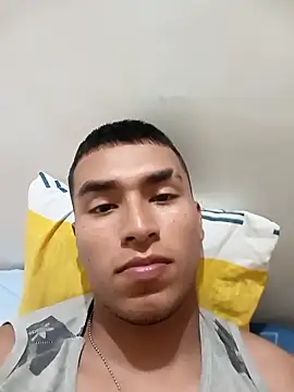 estivenhot online show from 04/08/26, 11:27