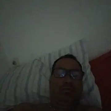 Snapshot of maxi3084 chatting on 04/08/26, 11:48 maxi3084 online show from 04/08/26, 11:48