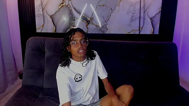 triiangel latinboy online show from 05/31/26, 12:56