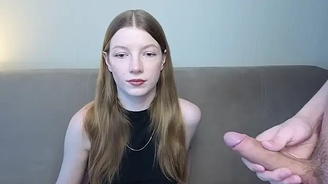 Snapshot of -Kamiko_ chatting on 04/14/26, 11:27 -Kamiko online show from 04/14/26, 11:27