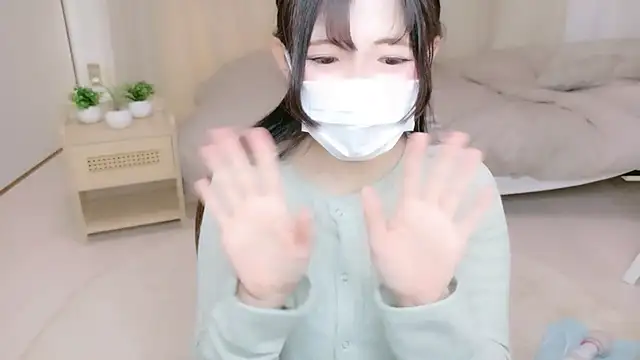 Snapshot of Satomi_nn chatting on 04/25/26, 12:13 Satomi nn online show from 04/25/26, 12:13