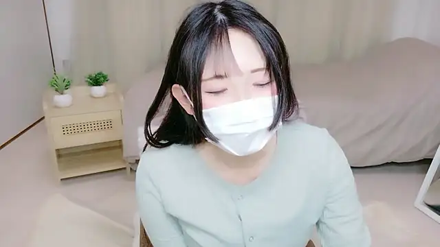Snapshot of Satomi_nn chatting on 05/01/26, 04:28 Satomi nn online show from 05/01/26, 04:28