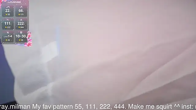 Snapshot of AliceMilr chatting on 04/12/26, 09:47 AliceMilr online show from 04/12/26, 09:47