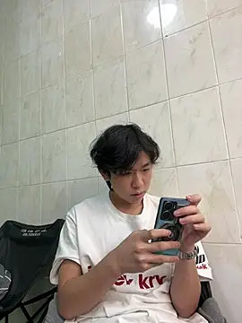 Snapshot of titi-999 chatting on 07/28/26, 11:05 titi-999 online show from 07/28/26, 11:05