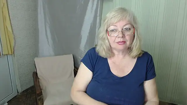 LavandaMay online show from 05/27/26, 07:11