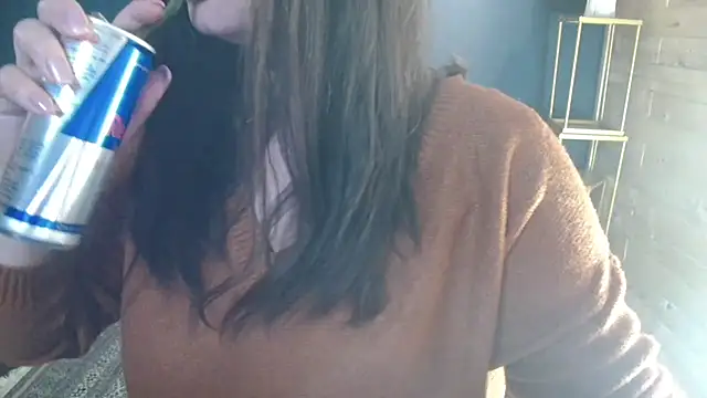 NicoleLove  online show from 05/05/26, 08:00