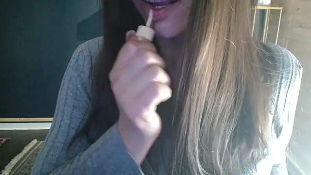 NicoleLove  online show from 05/27/26, 02:08