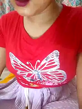 Snapshot of SilverQueen2 chatting on 04/23/26, 08:33 SilverQueen2 online show from 04/23/26, 08:33