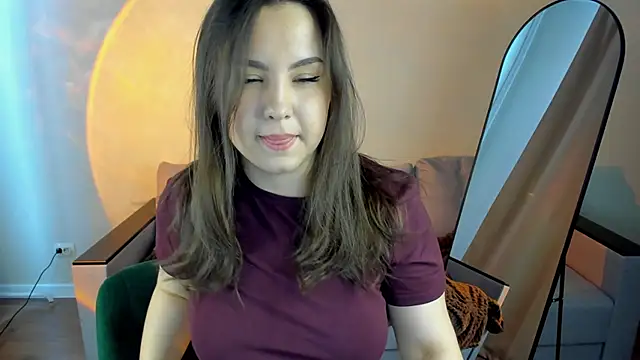 Nelie Evans online show from 05/19/26, 01:56