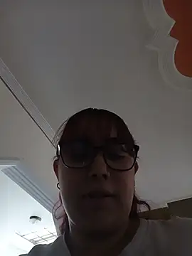 AliceScoot  online show from 06/03/26, 06:13